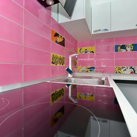 别墅 Popandrock Sleeps 5 With Parking