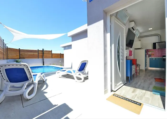 וילה Popandrock Sleeps 5 With Parking *