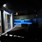 Popandrock Sleeps 5 With Parking 别墅 *