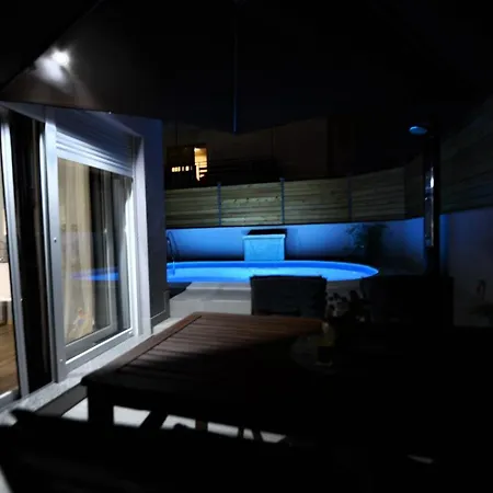 2-apartmans Popandrock In Villa *