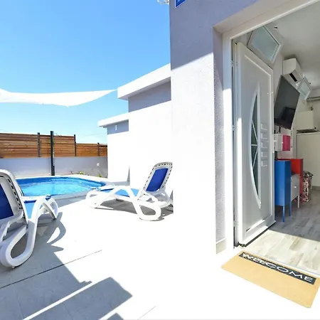 Villa 2-Apartmans Villa PopandRock in Zadar *