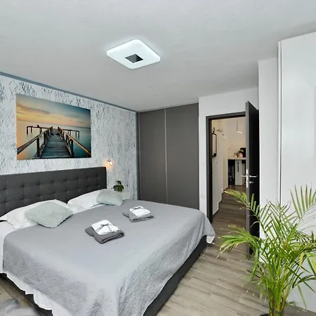 2-Apartmans Villa PopandRock in Zadar